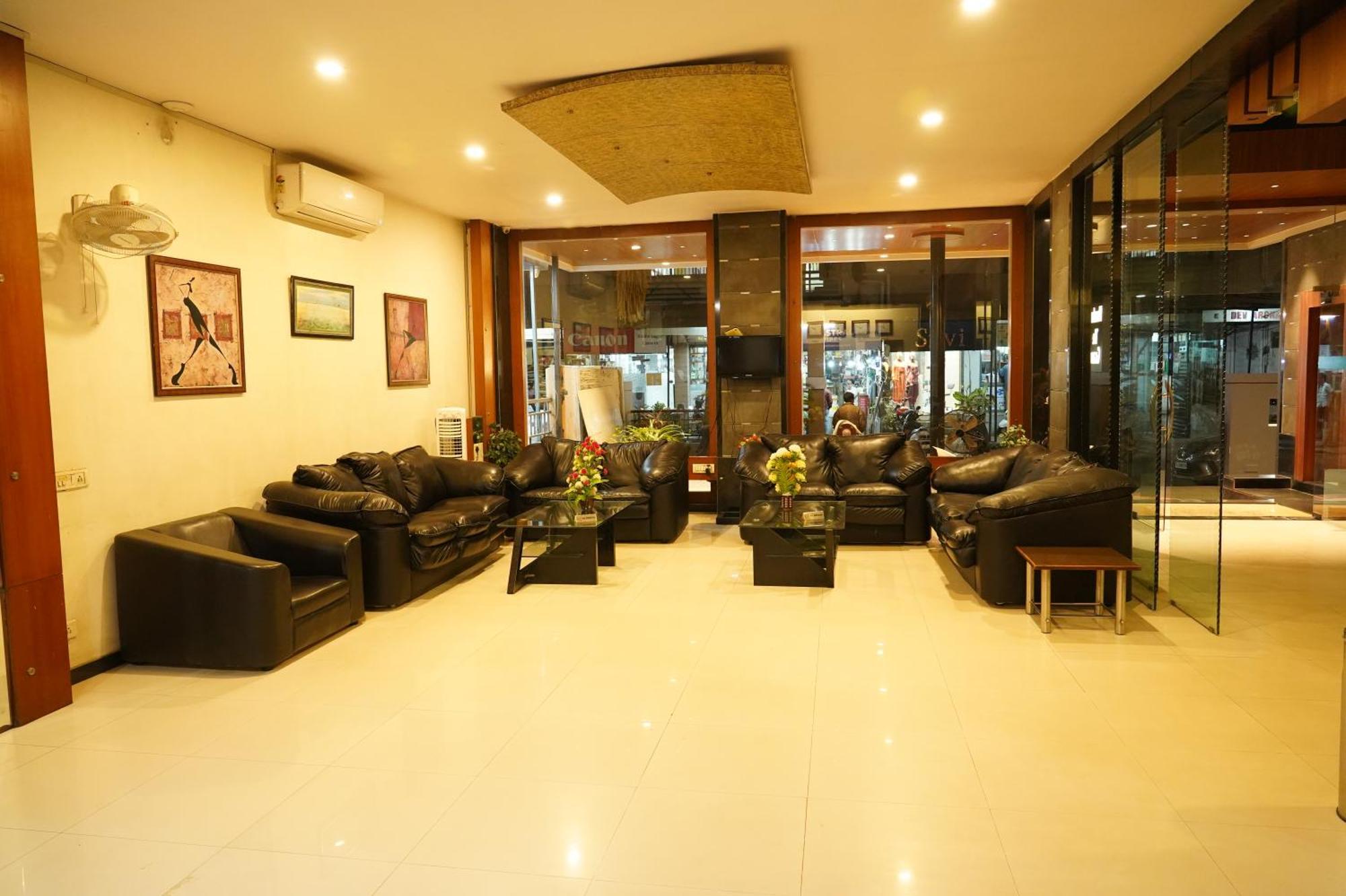 Marshall The Grand Hotel Ahmedabad Esterno foto