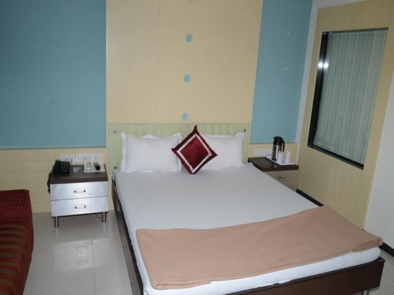 Marshall The Grand Hotel Ahmedabad Esterno foto